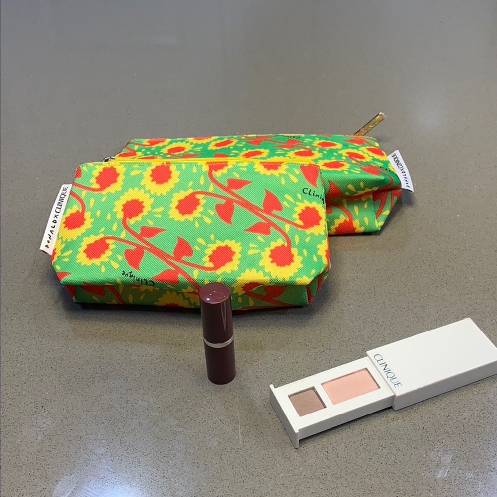 Clinique eyeshadow duo and Lipstick